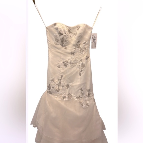 GALINA Signature Strapless Ivory Wedding Dress KP3622 floral detail NWT - Size 6 - Picture 5 of 16